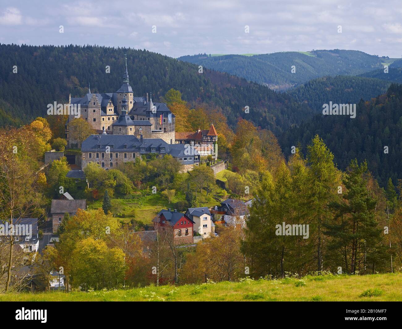 Lauenstein Castle and town near Ludwigsstadt, Upper Franconia, Bavaria, Germany Stock Photo