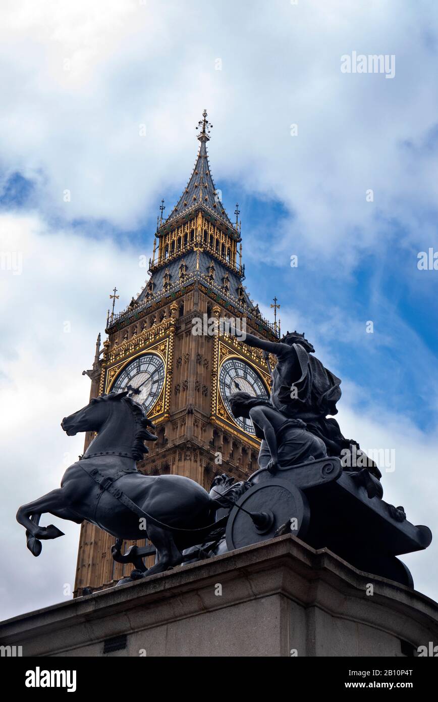 Statue of Boudicca (Boadicea) Queen of the Iceni with the Queen Elizabeth Tower (Big Ben) behind. Westminster, London, United Kingdom Stock Photo