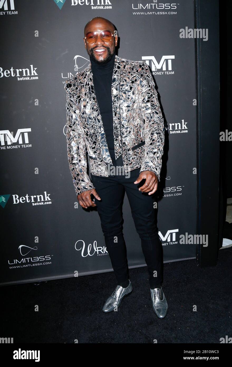 Floyd Mayweather walking the red carpet at Floyd Mayweather's 43rd Birthday  Celebration held at Sunset Eden on February 21, 2020 in Los Angeles,  California USA (Photo by Parisa Afsahi/Sipa USA Stock Photo -