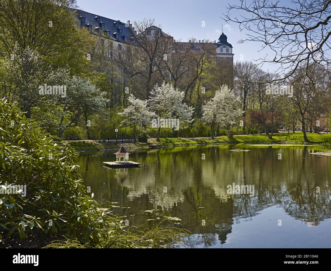Pauritzer Teich with castle, Altenburg, Thuringia, Germany Stock Photo