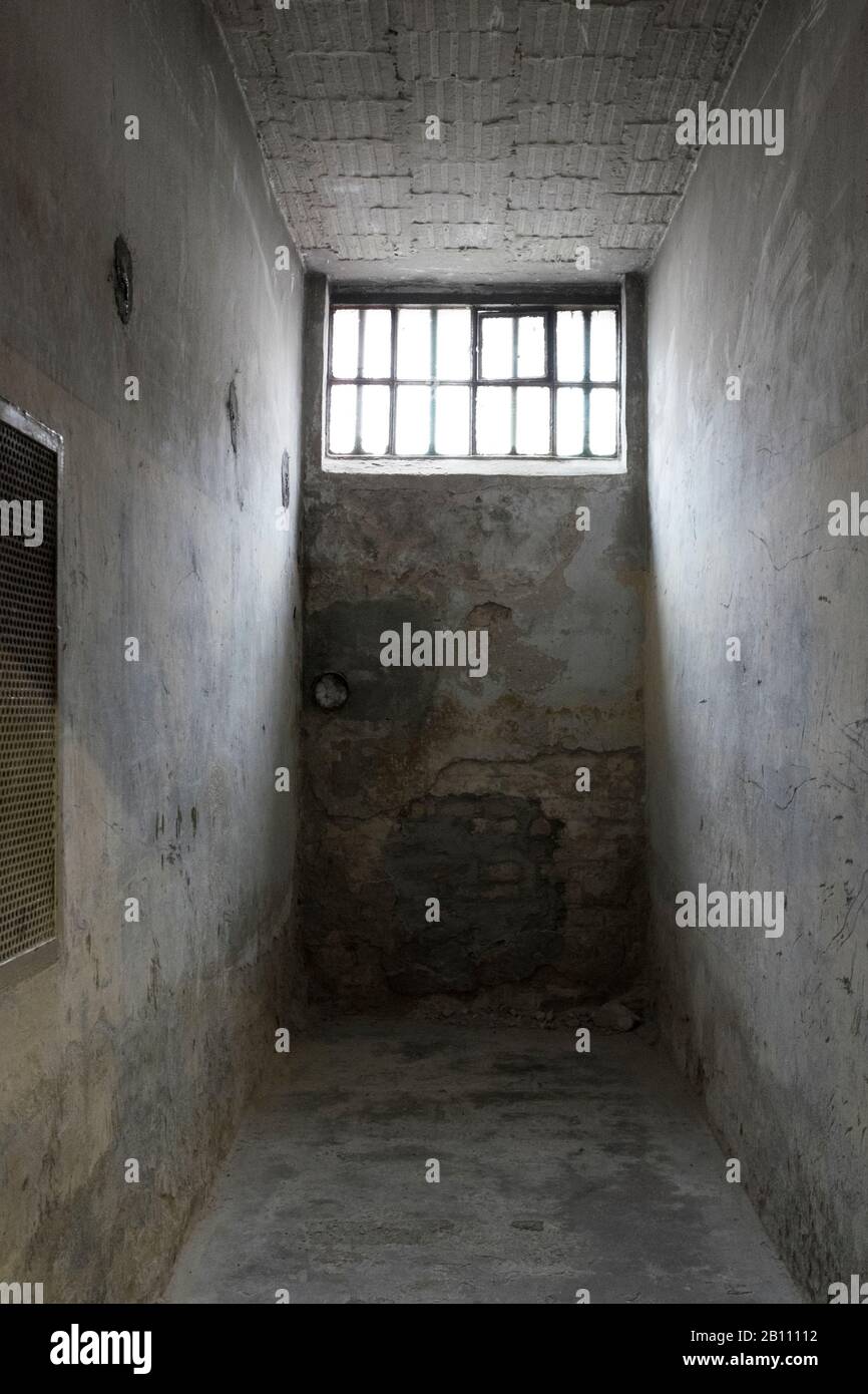 Basement prison cells basement hires stock photography and images Alamy