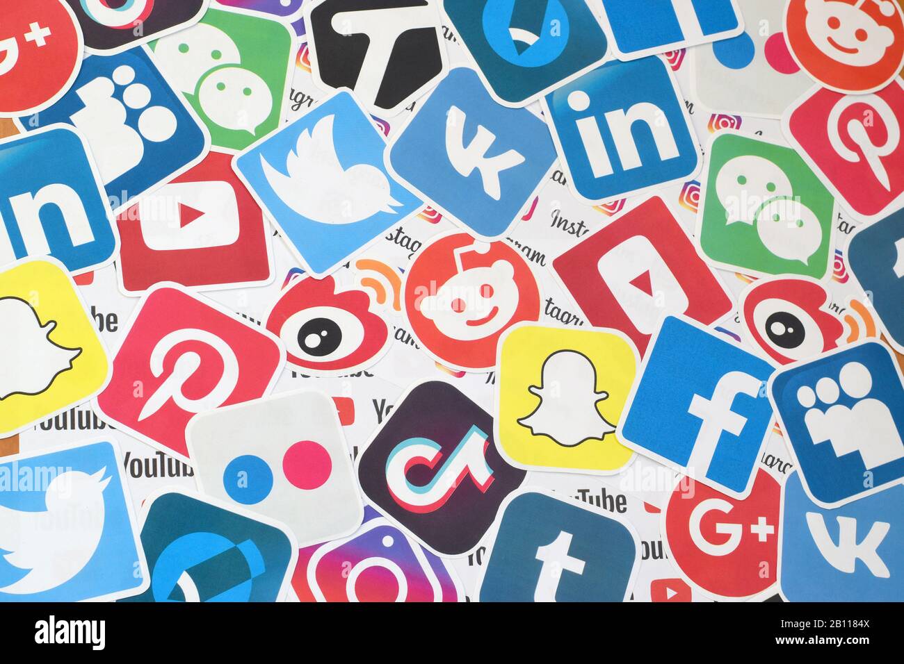 Social media logos banner hi-res stock photography and images - Alamy