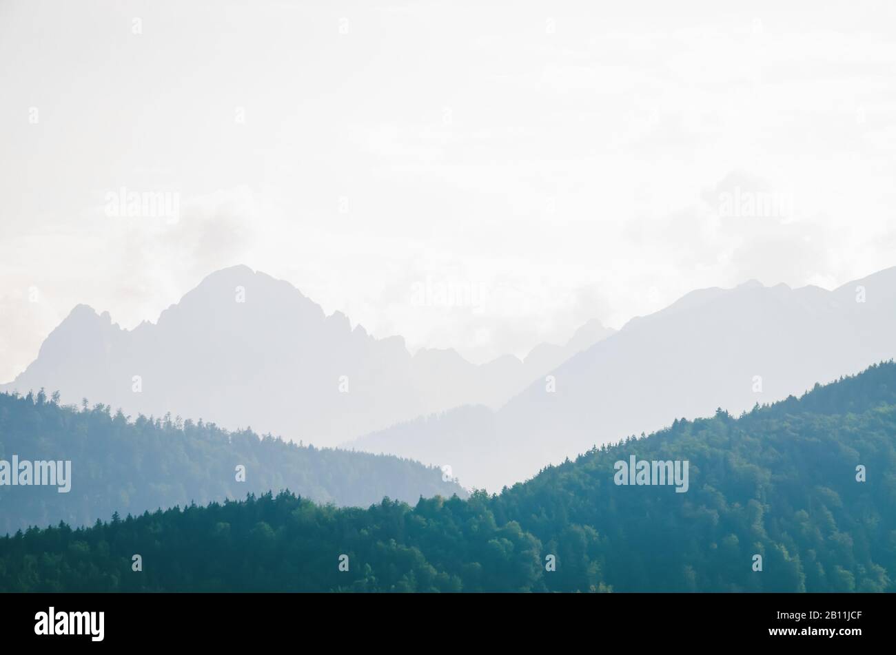 Aerial fog mountain hi-res stock photography and images - Alamy