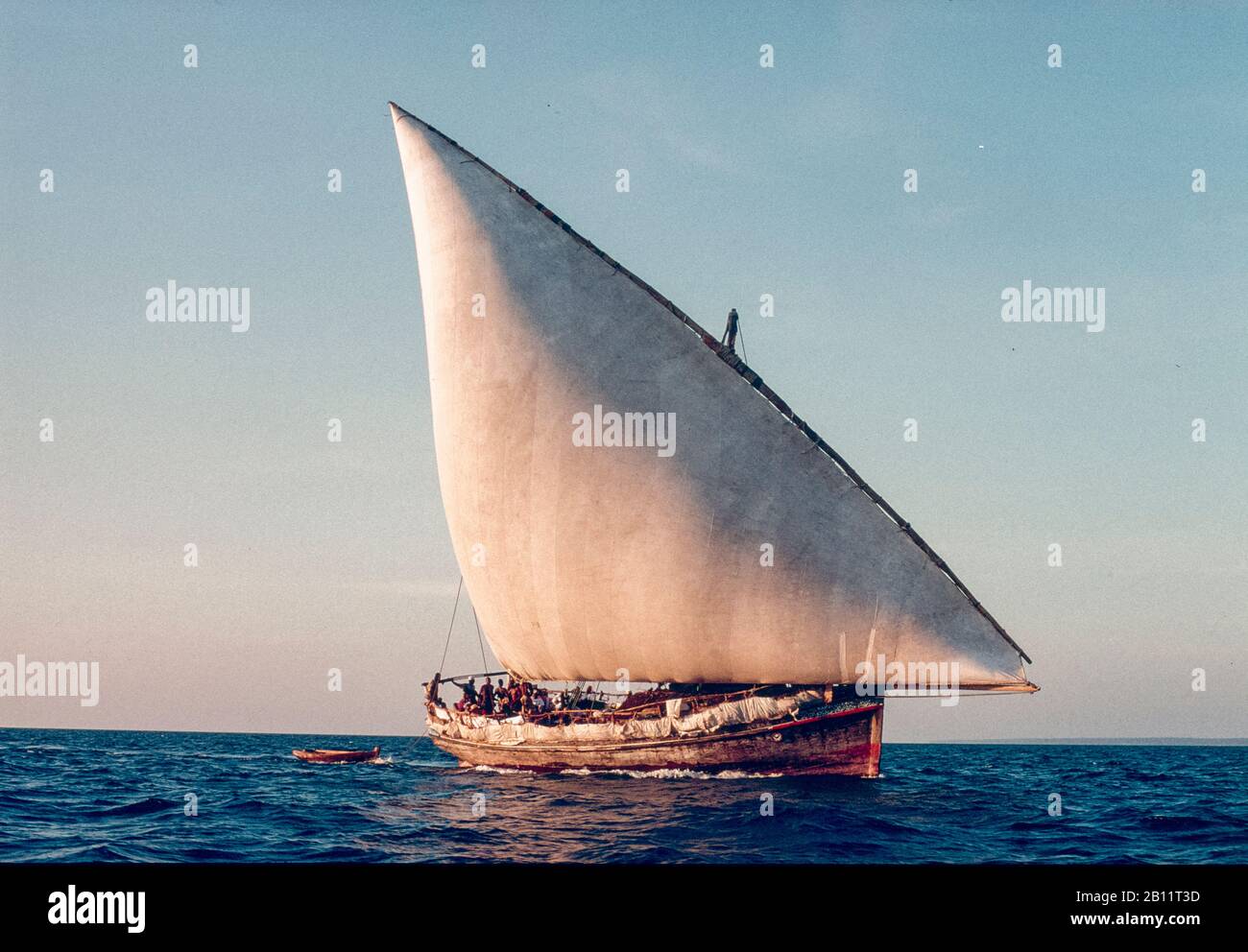 Dhow tanker hi-res stock photography and images - Alamy