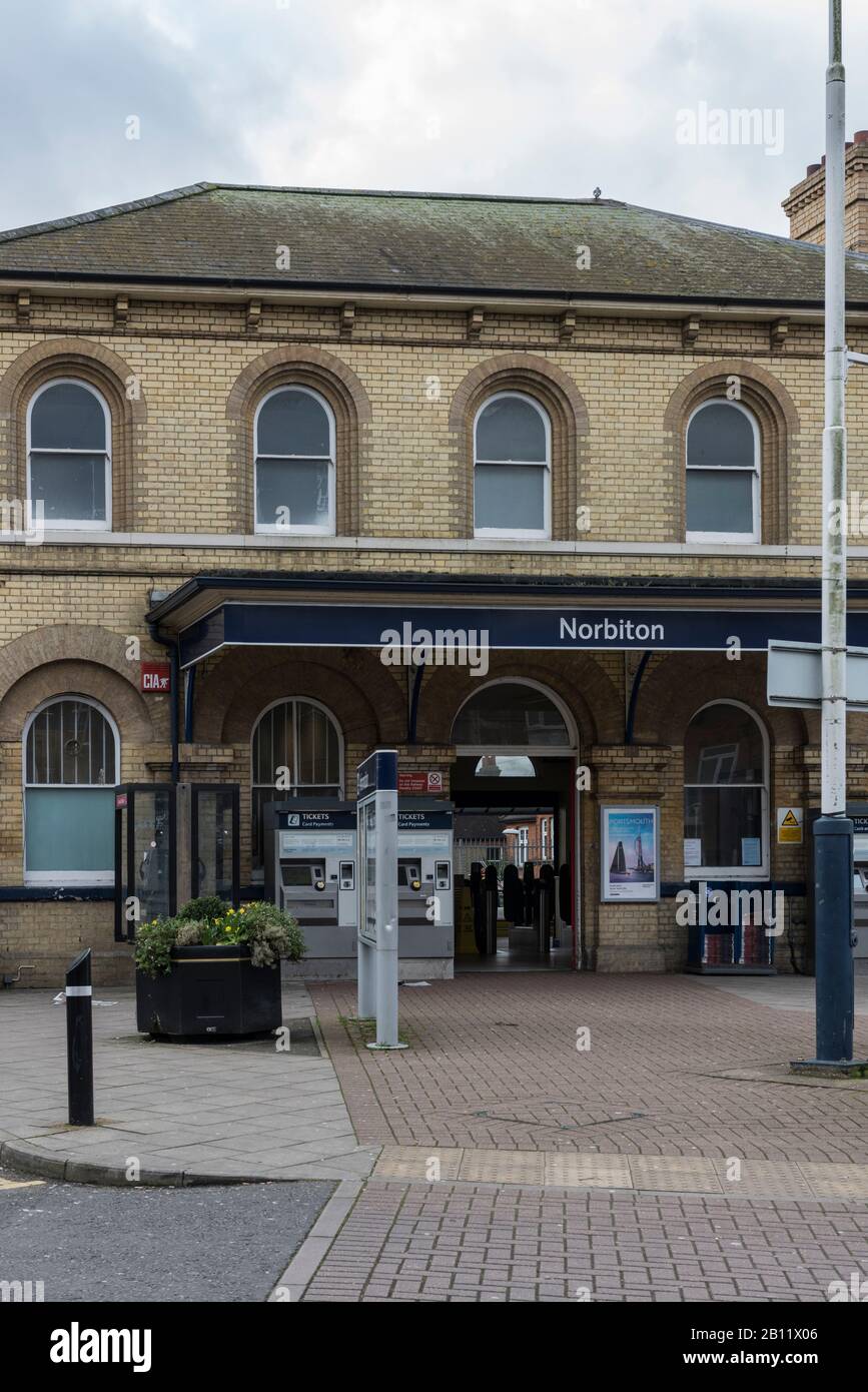 Norbiton station hires stock photography and images Alamy