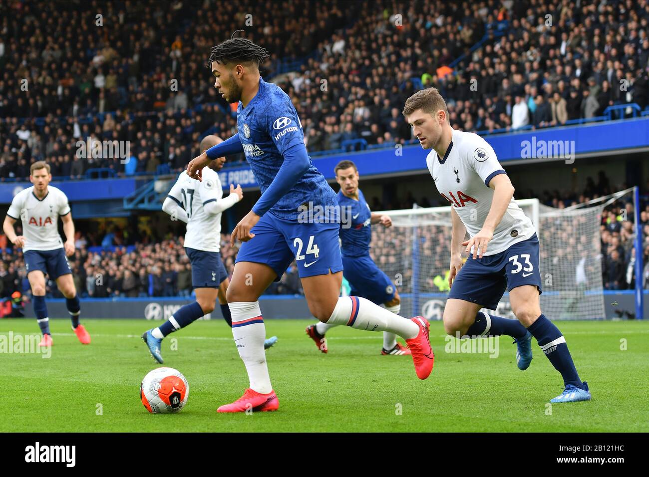 LONDON, ENGLAND - FEBRUARY 22, 2020: Reece James of Chelsea and Harry Winks  of Tottenham pictured during the 2019/20 Premier League game between Chelsea  FC and Tottenham Hotspur FC at Stamford Bridge Stock Photo - Alamy