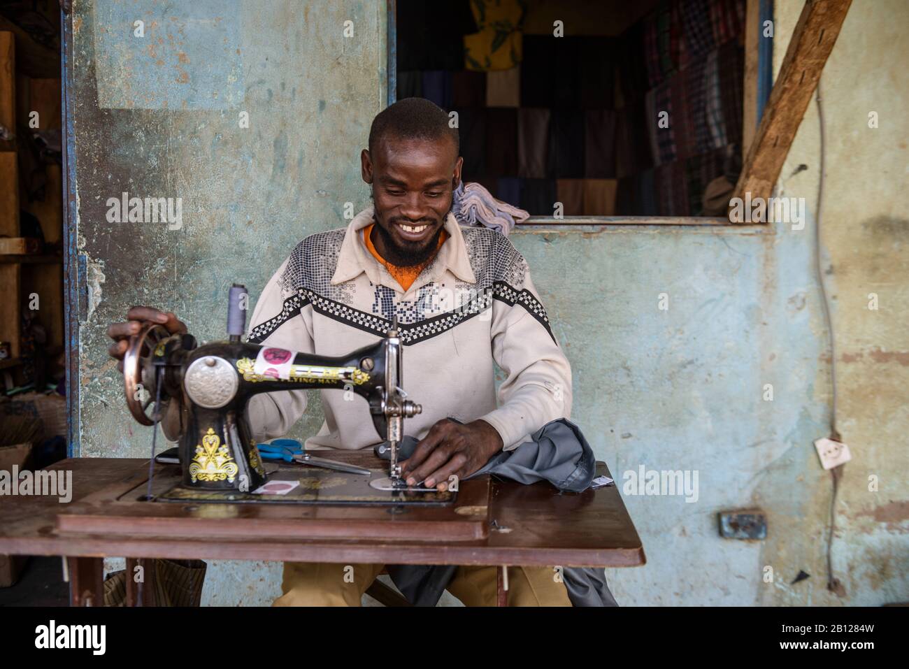 Burkinabe street tailor, Burkina Faso Stock Photo