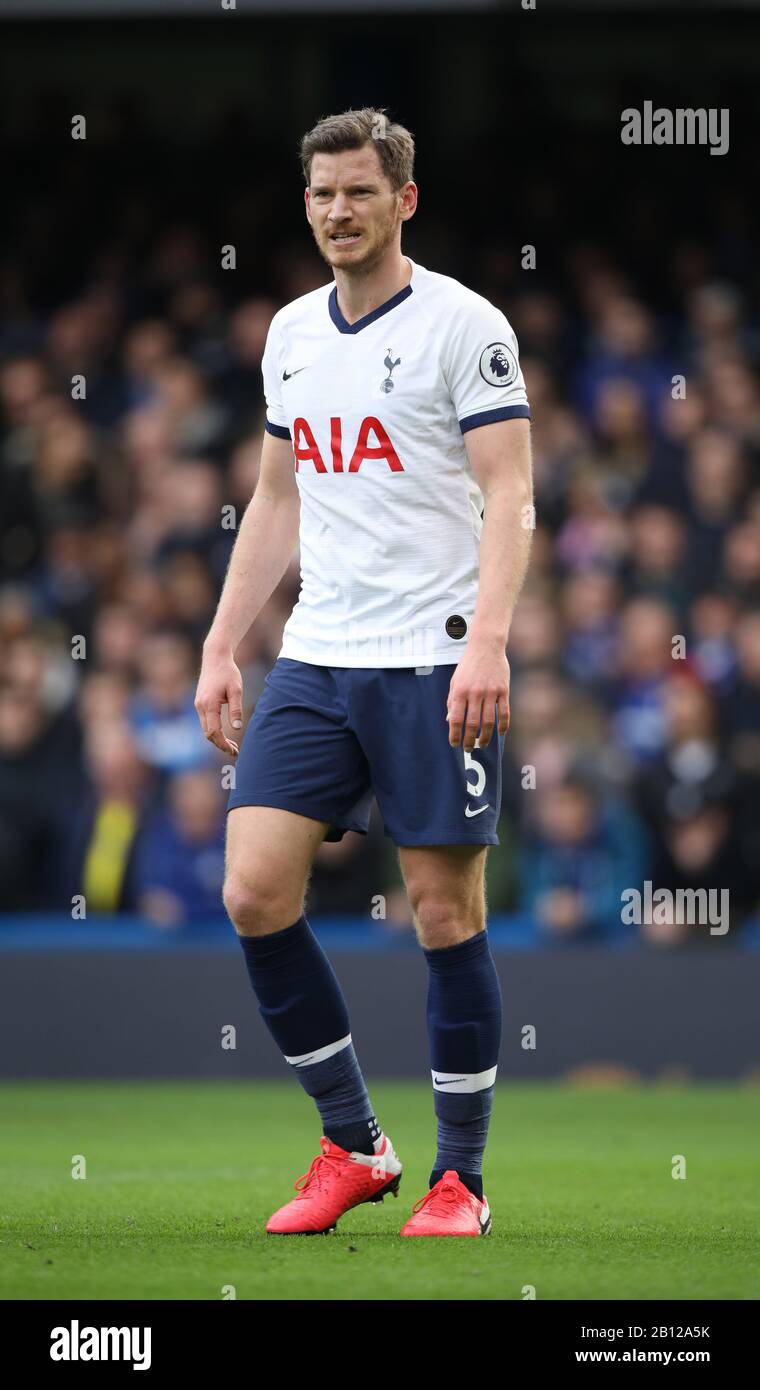 LONDON, ENGLAND - FEBRUARY 22, 2020: Reece James of Chelsea and Harry Winks  of Tottenham pictured during the 2019/20 Premier League game between Chelsea  FC and Tottenham Hotspur FC at Stamford Bridge Stock Photo - Alamy