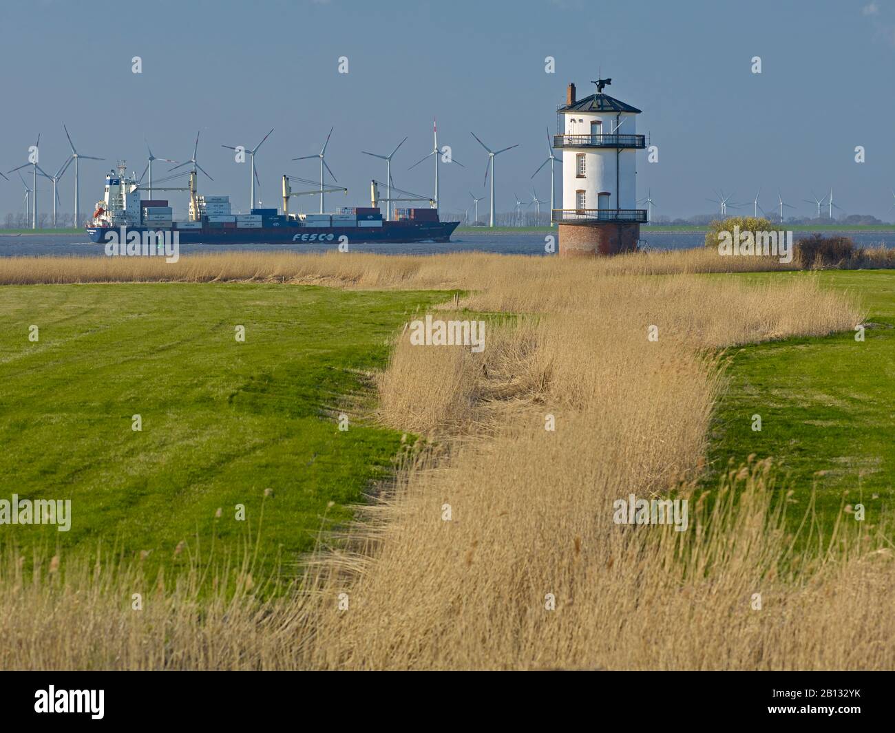 Balje lighthouse on the Elbe River,Nordkehdingen,Stade District,Lower Saxony,Germany Stock Photo