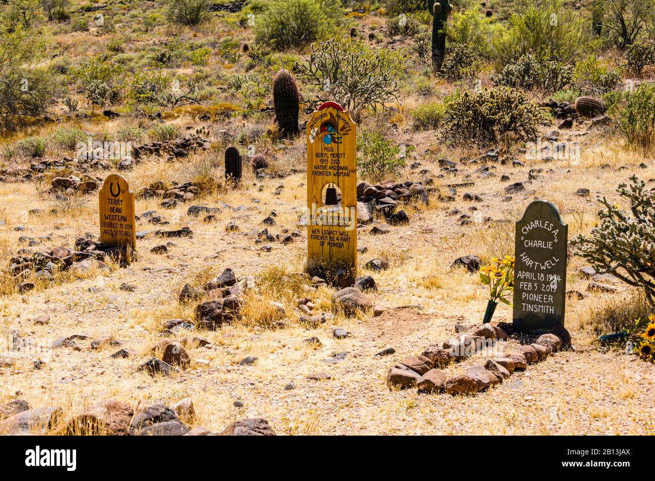 19th century grave marker hi-res stock photography and images - Alamy