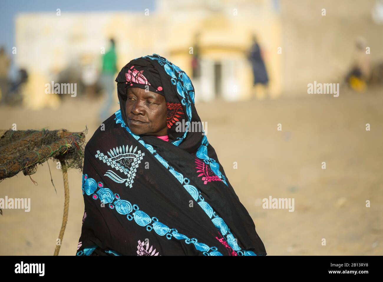 FIshermen,peddlers,boats at Nouakchott's famous fish market Stock Photo