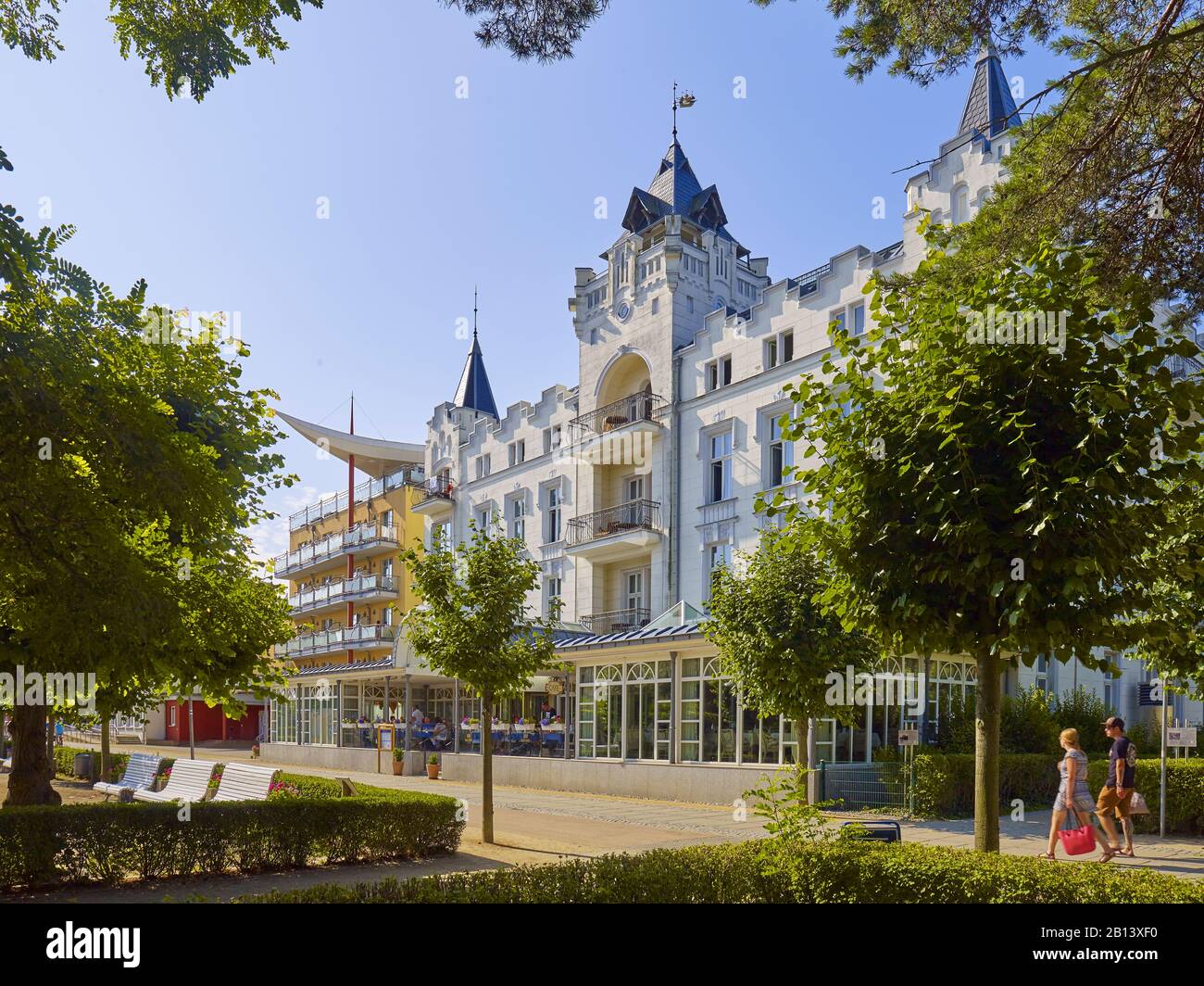 The palace hotel in ostseebad zinnowitz hi-res stock photography and ...