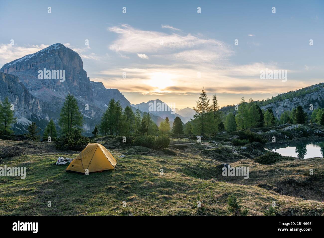 Sunrise at Lago di Limides, view of the Tofane, Dolomites, Italy Stock Photo