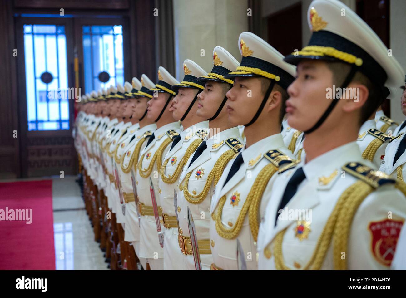 Chinese peoples liberation army air force hi-res stock photography and ...