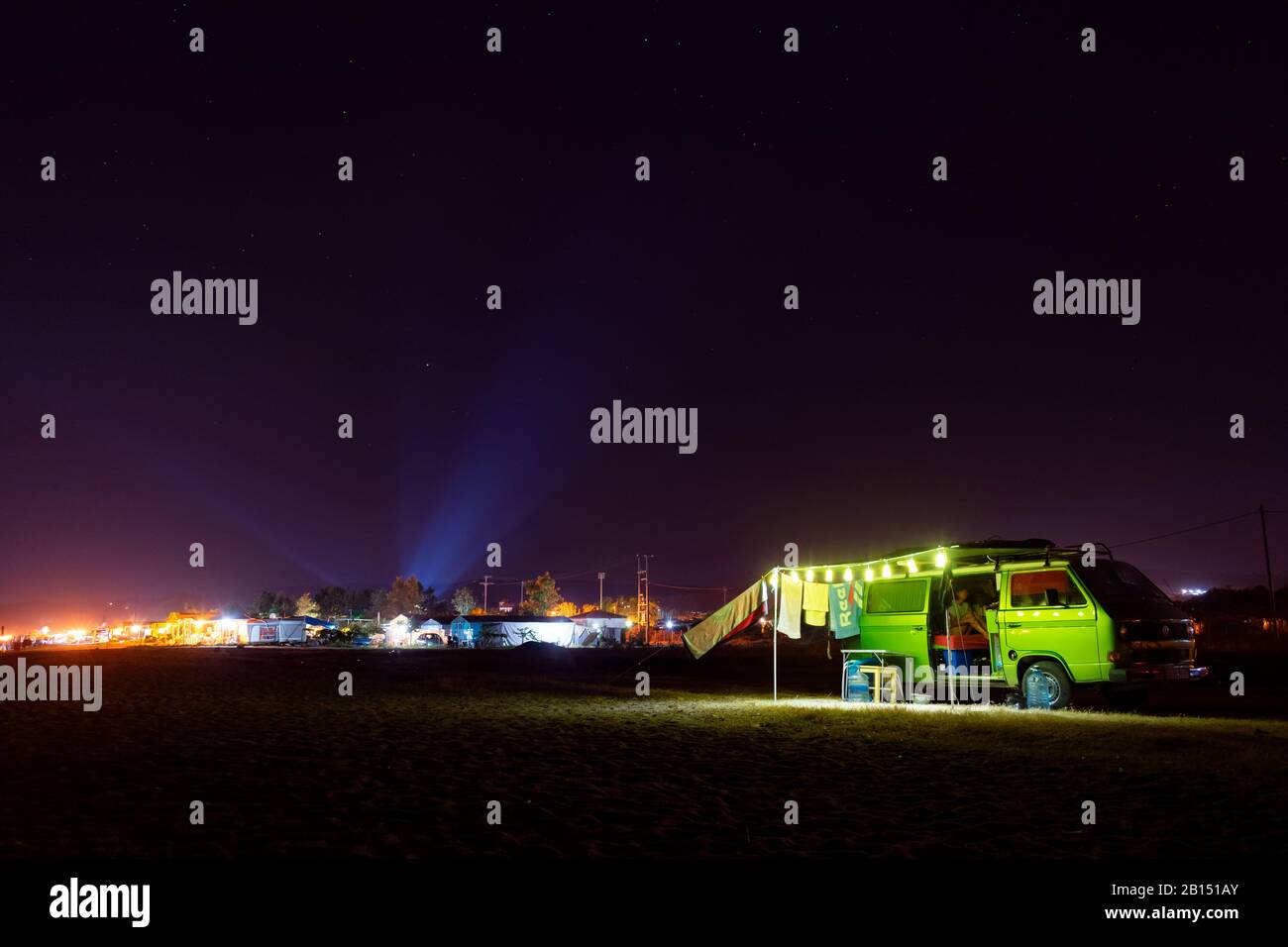 Camping van night hi-res stock photography and images - Page 6 - Alamy