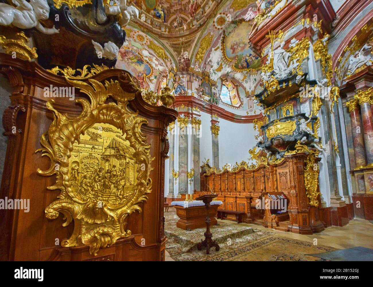 Visiting the New cathedral of Linz, Austria Stock Photo - Alamy