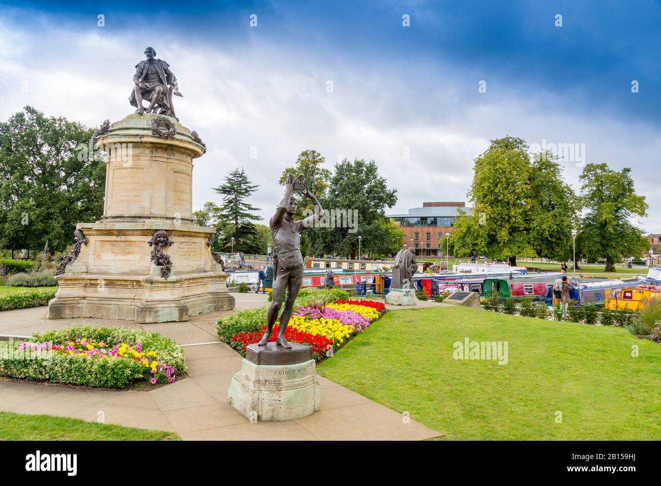 The Shakespeare Monument designed by Lord Ronald Gower is surrounded by characters from his plays, Stratford upon Avon, Warwickshire, England, UK Stock Photo