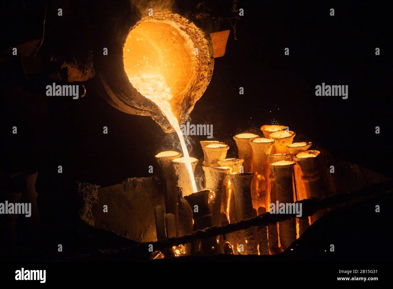 Industrial lost wax casting. The process of pouring for filling out