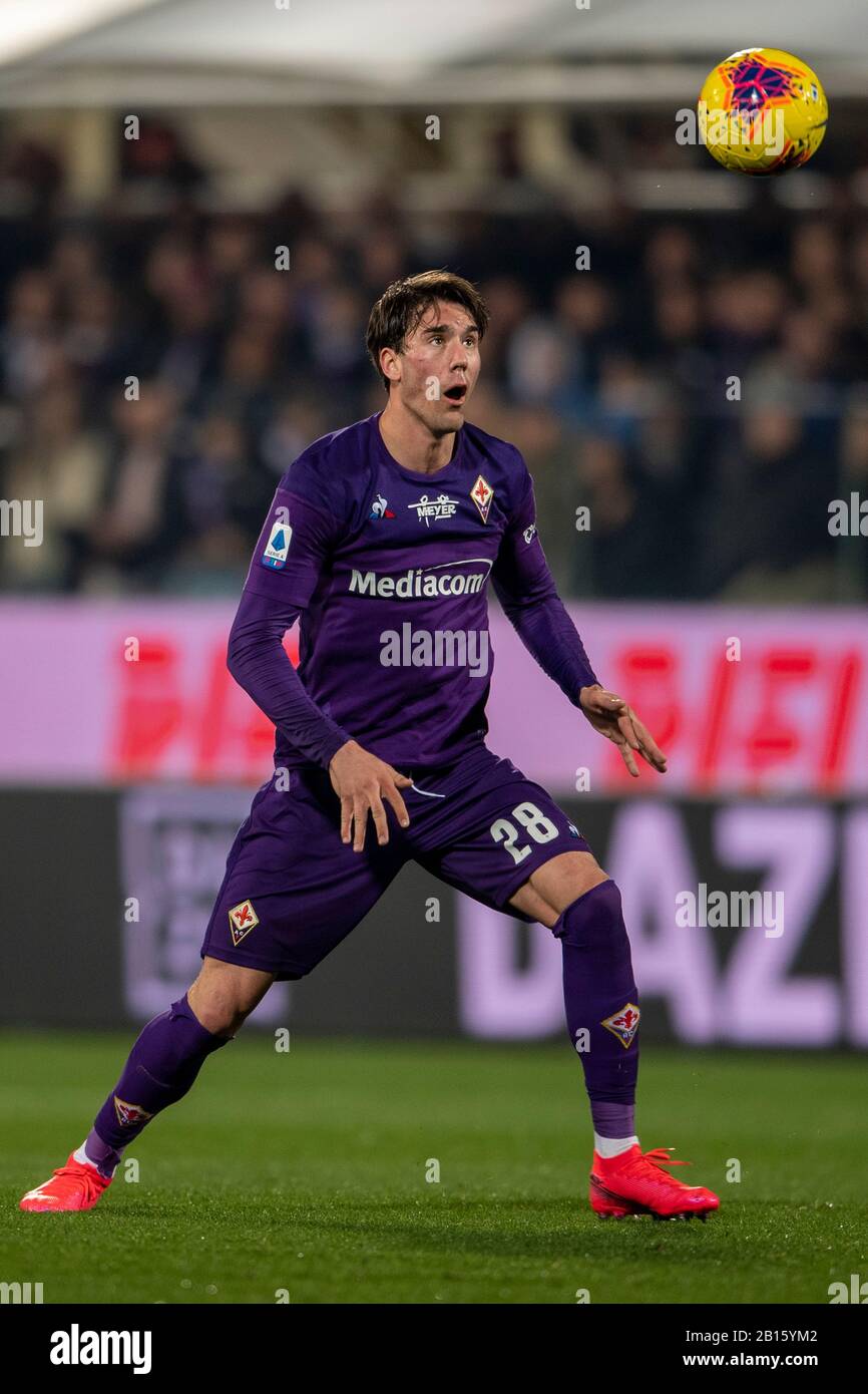 The player of acf fiorentina dusan vlahovic hi-res stock photography and  images - Page 2 - Alamy