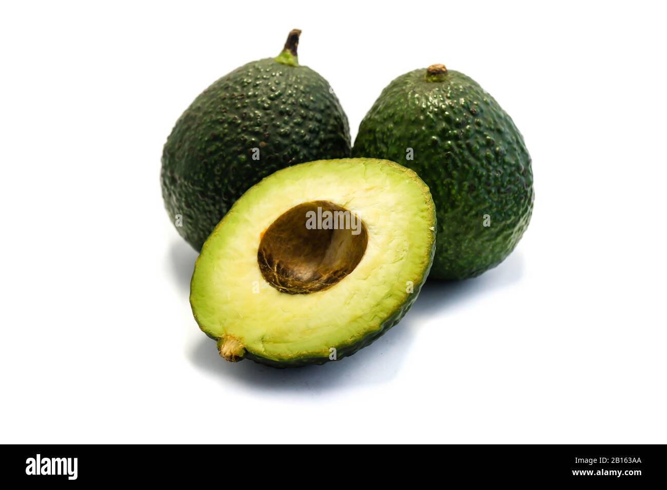 Avocado isoliert auf weißem Hintergrund Stock Photo
