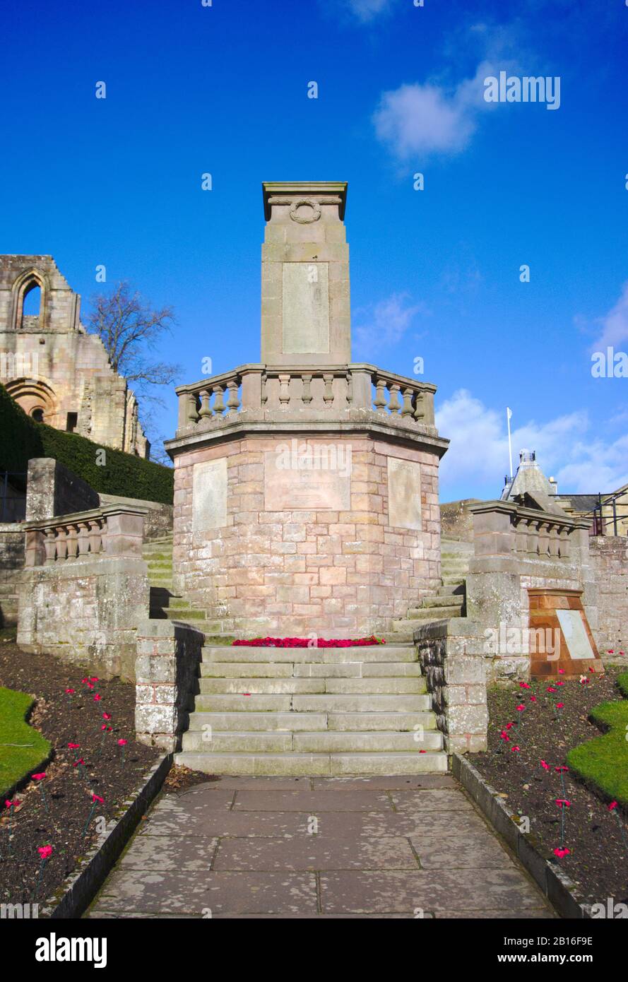 War memorial next to Jedburgh Abbey, Roxburghshire, Scottish Borders, UK Stock Photo