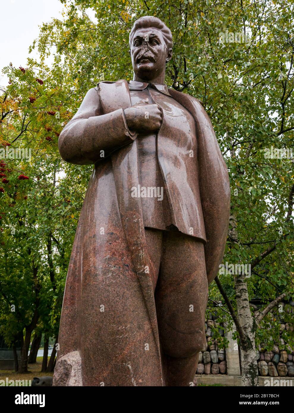 Joseph Stalin granite statue with damaged nose by Merkurov, Muzeon Art Park sculpture park or Park of the Fallen Heroes, Moscow, Russian Federation Stock Photo