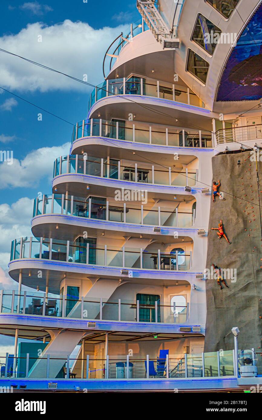 MIAMI, FLORIDA December 12, 2018 Theme restaurants, bars, outdoor