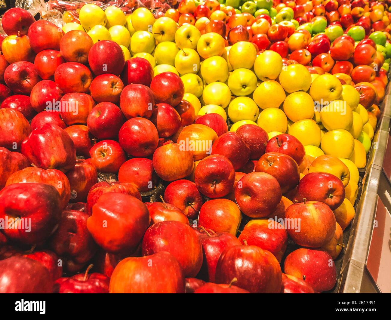 A group of apples for sale at local supermarket Stock Photo Alamy