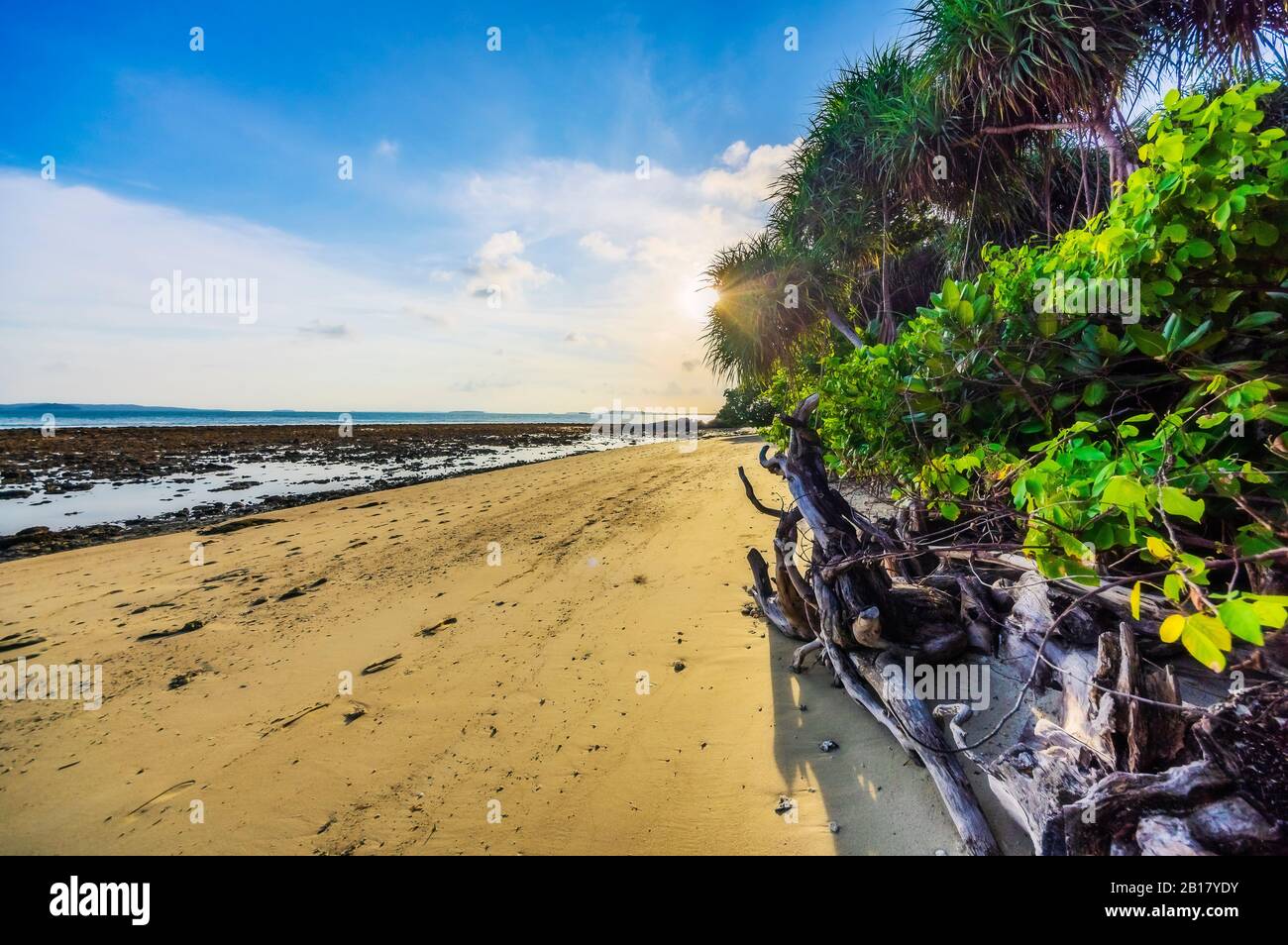 Bintan beach hi-res stock photography and images - Alamy