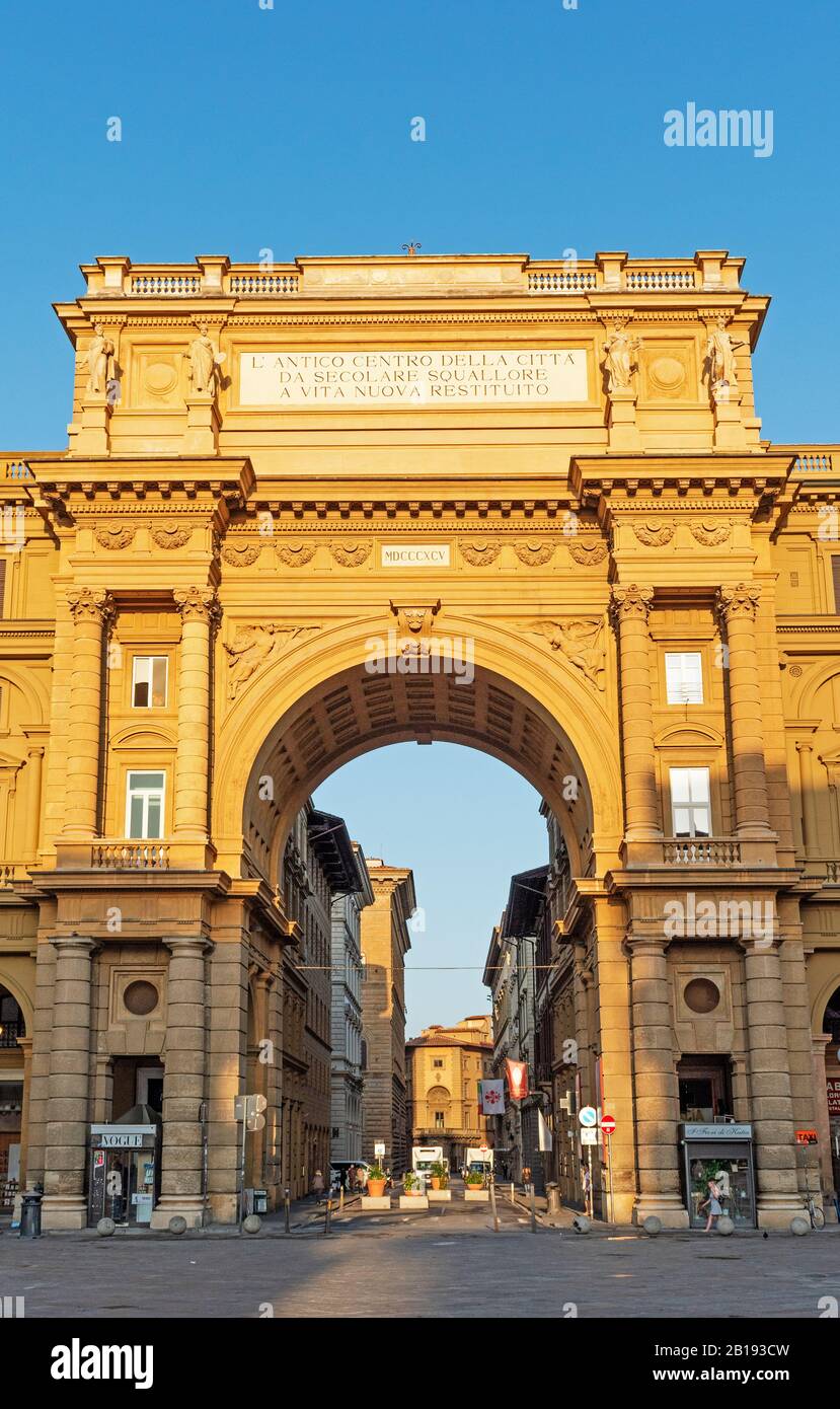 the triumphal arch on piazza della repubblica, florence, tuscany, italy. Stock Photo