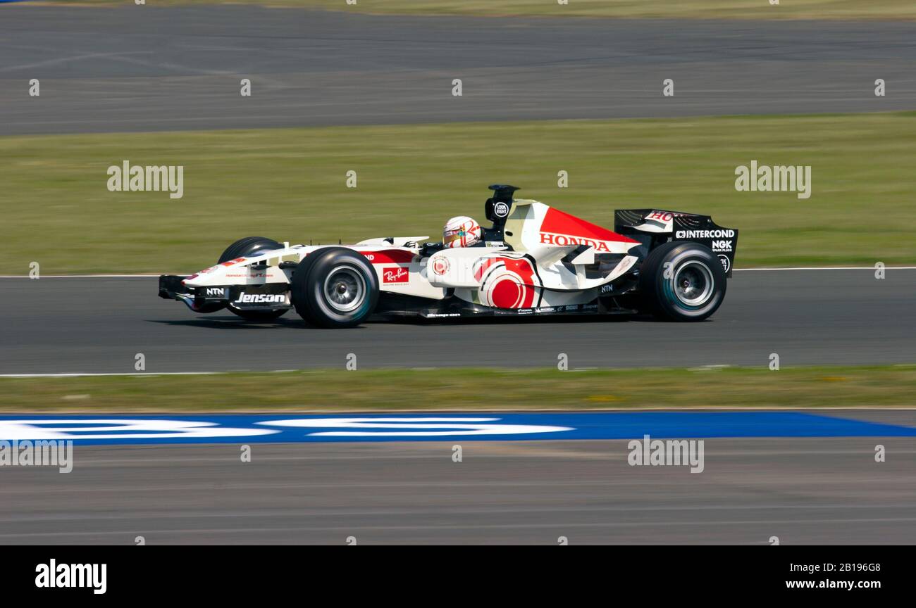 Jenson Button driving for the Honda Formula 1 team during the Formula 1 British Grand Prix at Silverstone on the 9th June 2006. Stock Photo