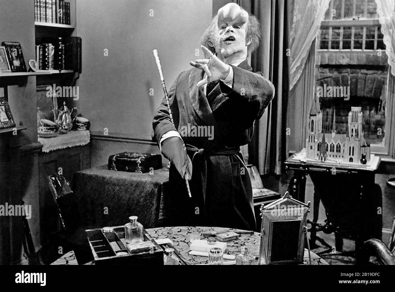 John merrick elephant man Black and White Stock Photos & Images Alamy