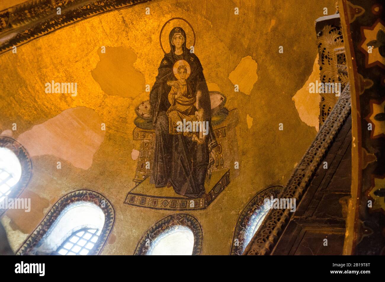 Hagia sophia apse mosaic mother child hi-res stock photography and ...