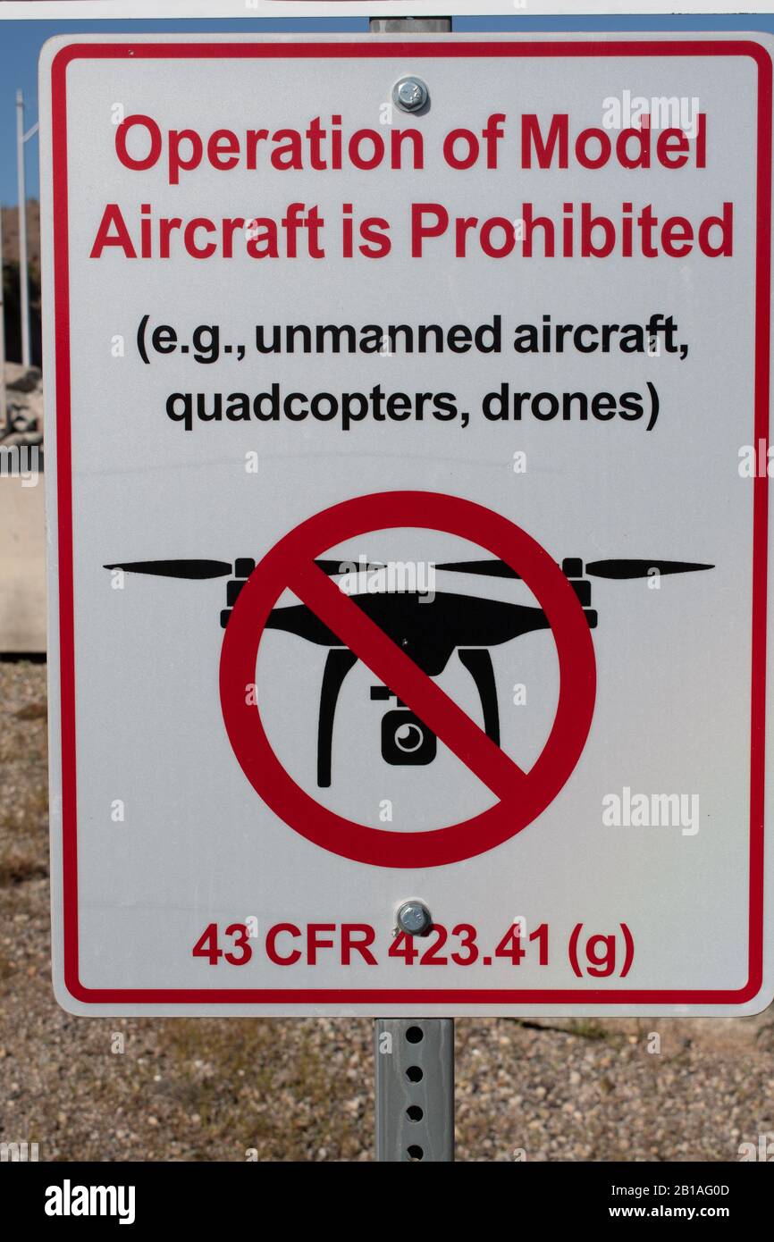 Sign prohibiting drone use on a US government site. Stock Photo