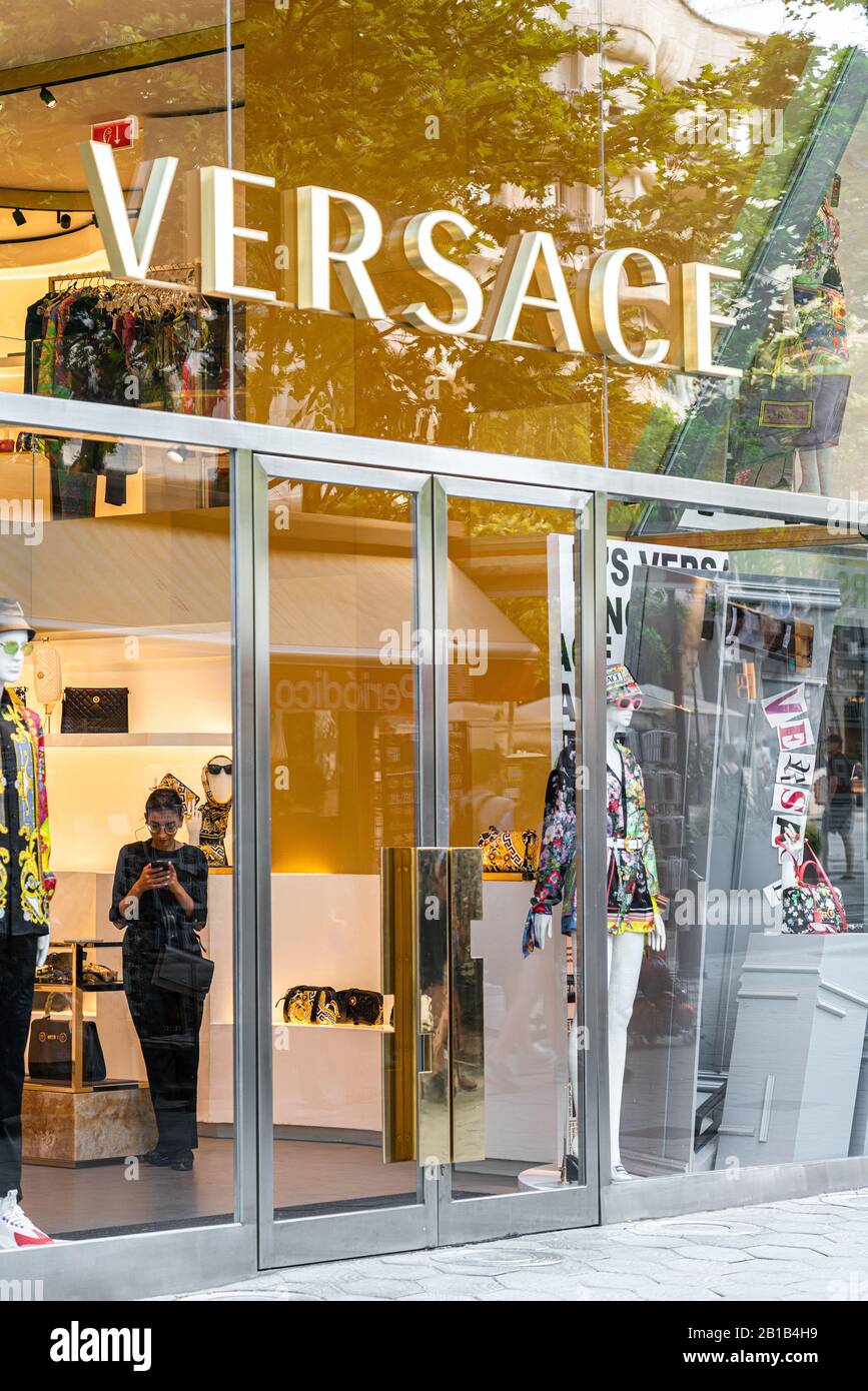 BARCELONA, SPAIN - JUNE 03, 2019: Gianni Versace, usually referred to as  Versace, is an Italian fashion company and trade name founded in 1978 Stock  Photo - Alamy
