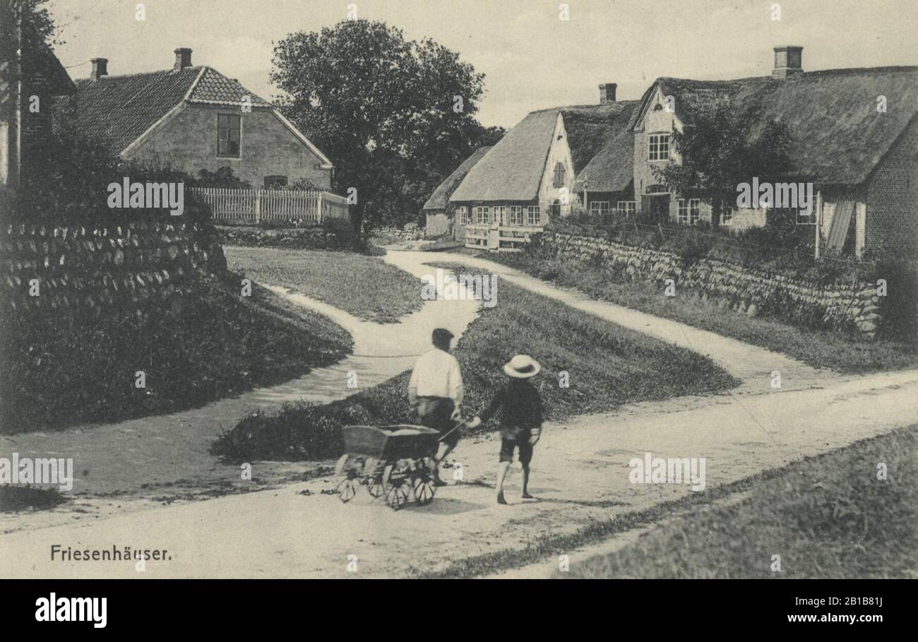 Friesoythe, Niedersachsen Friesenhäuser Stock Photo Alamy