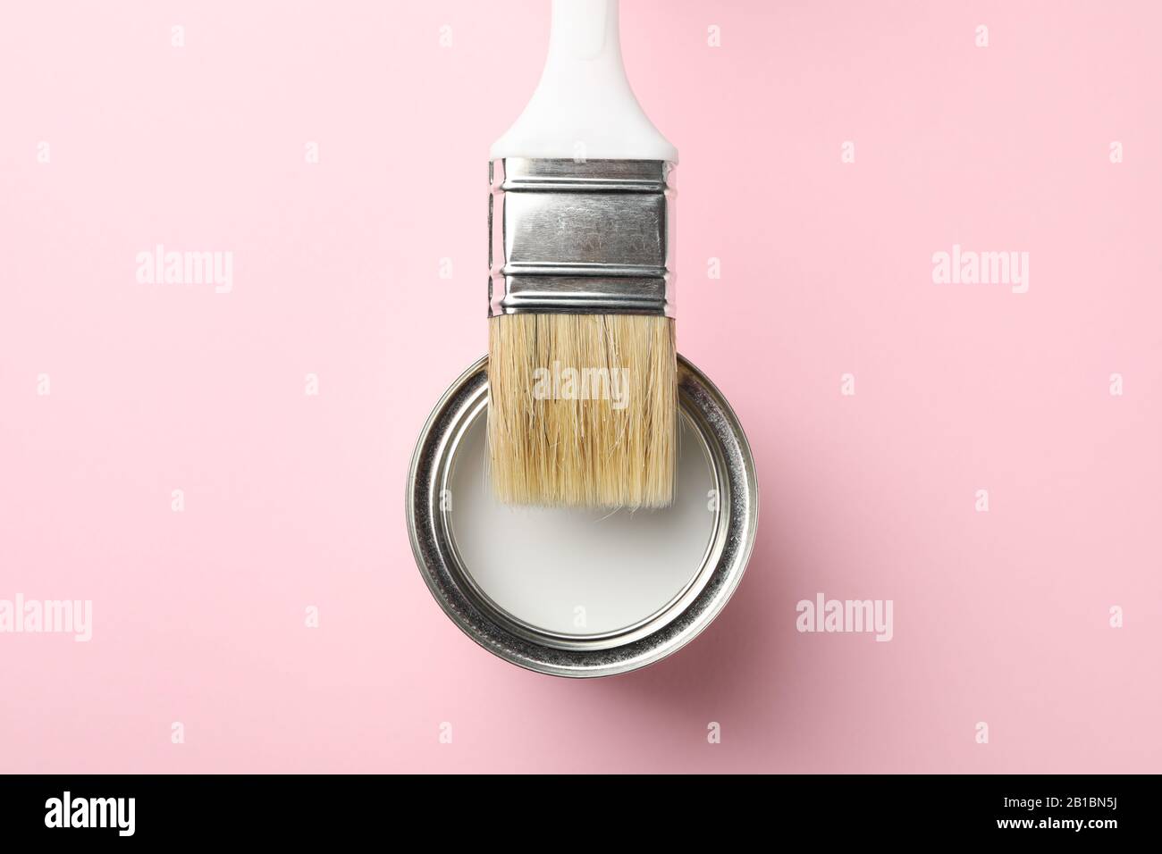 Pink paint brush hi-res stock photography and images - Alamy