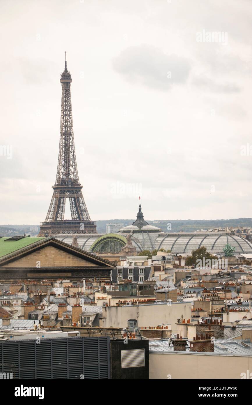 View of Eiffel Tower from The Rooftop Bar Restaurant Ice Cube at the Galeries  Lafayette Paris France Europe Stock Photo - Alamy
