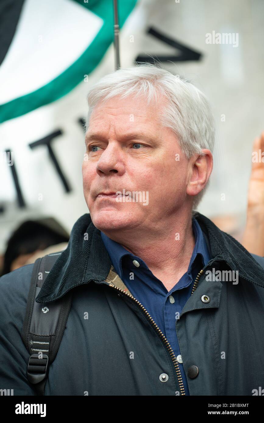 Chief kristinn hrafnsson hi-res stock photography and images - Alamy