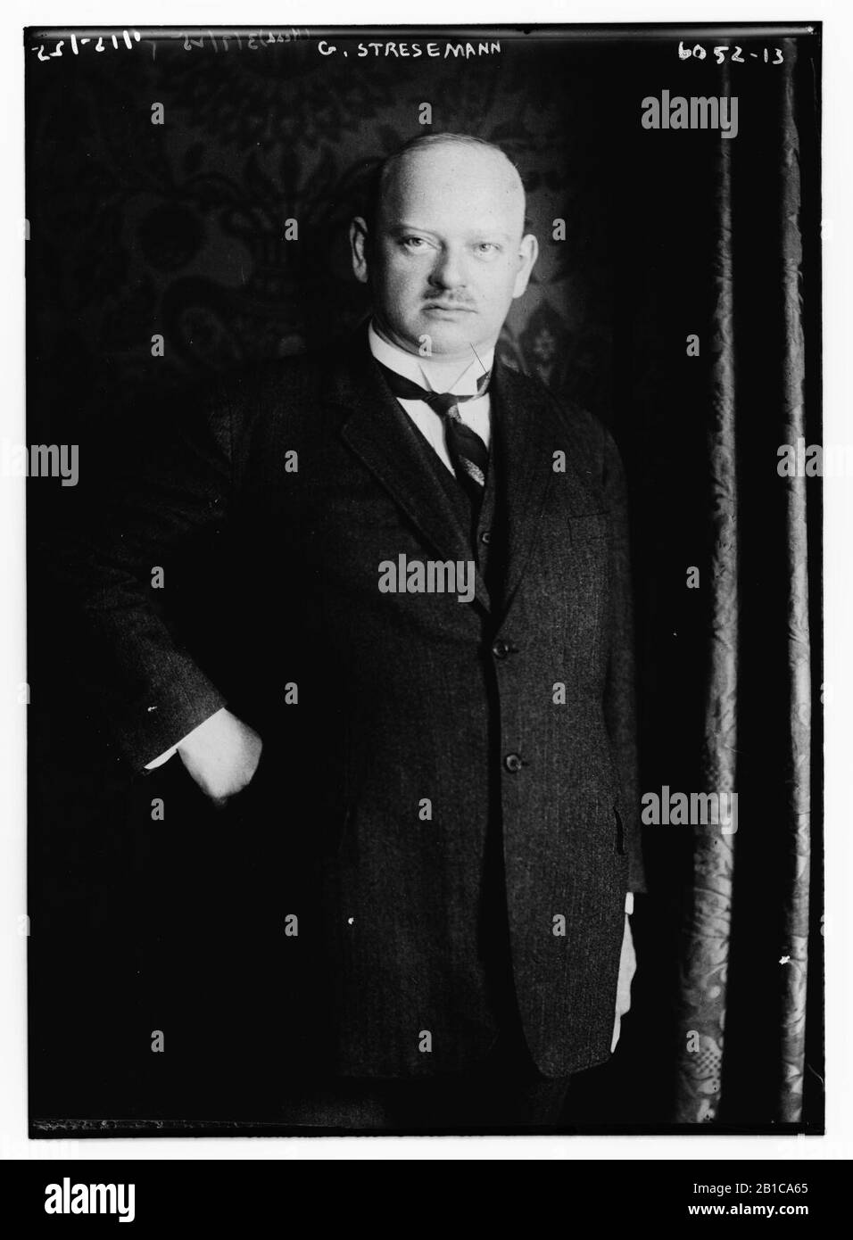 Stresemann hi-res stock photography and images - Alamy