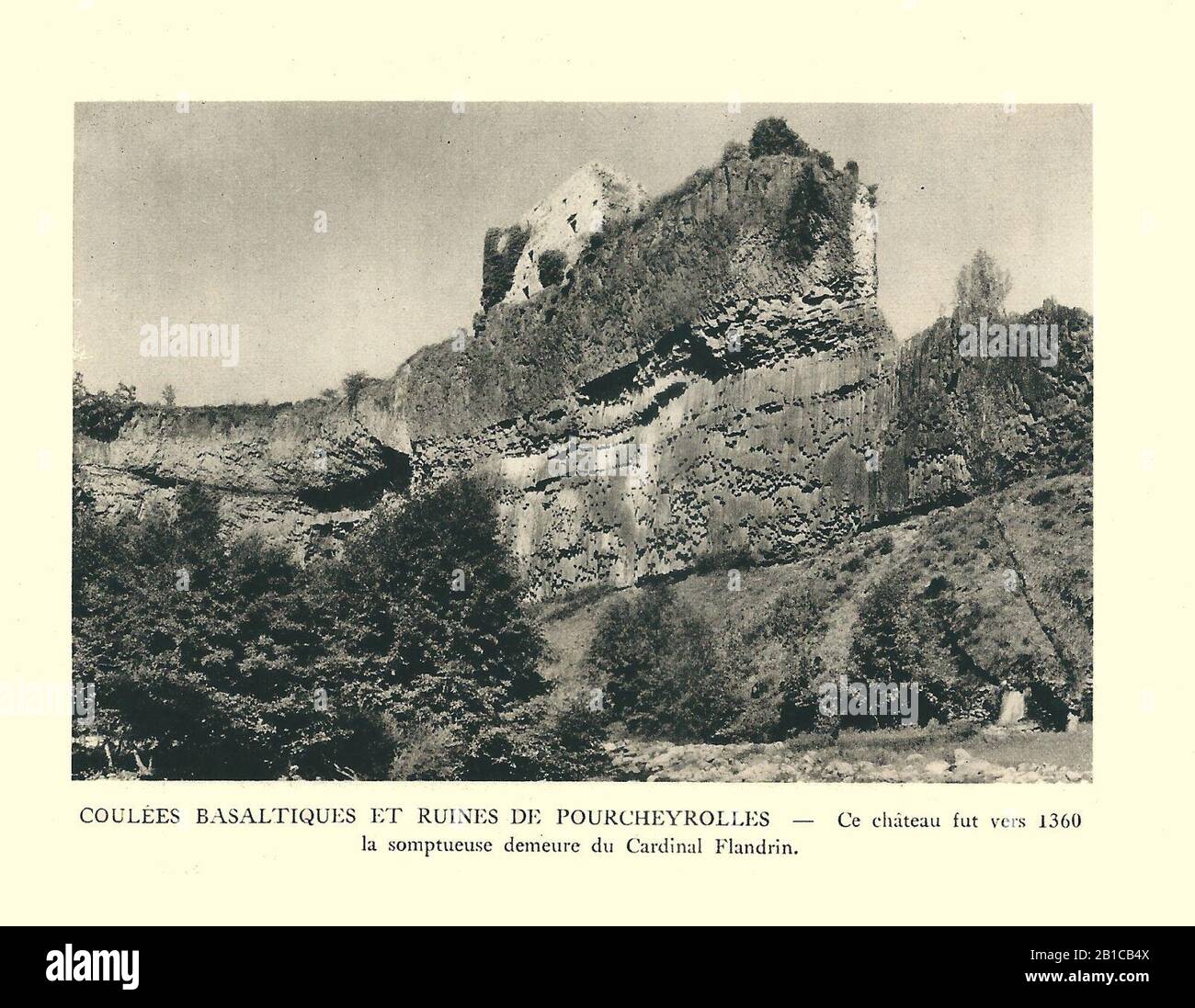 G.-L. Arlaud-recueil Vals Saint Jean-Pourcheyrolles, coulées basaltiques & ruines du château. Stock Photo