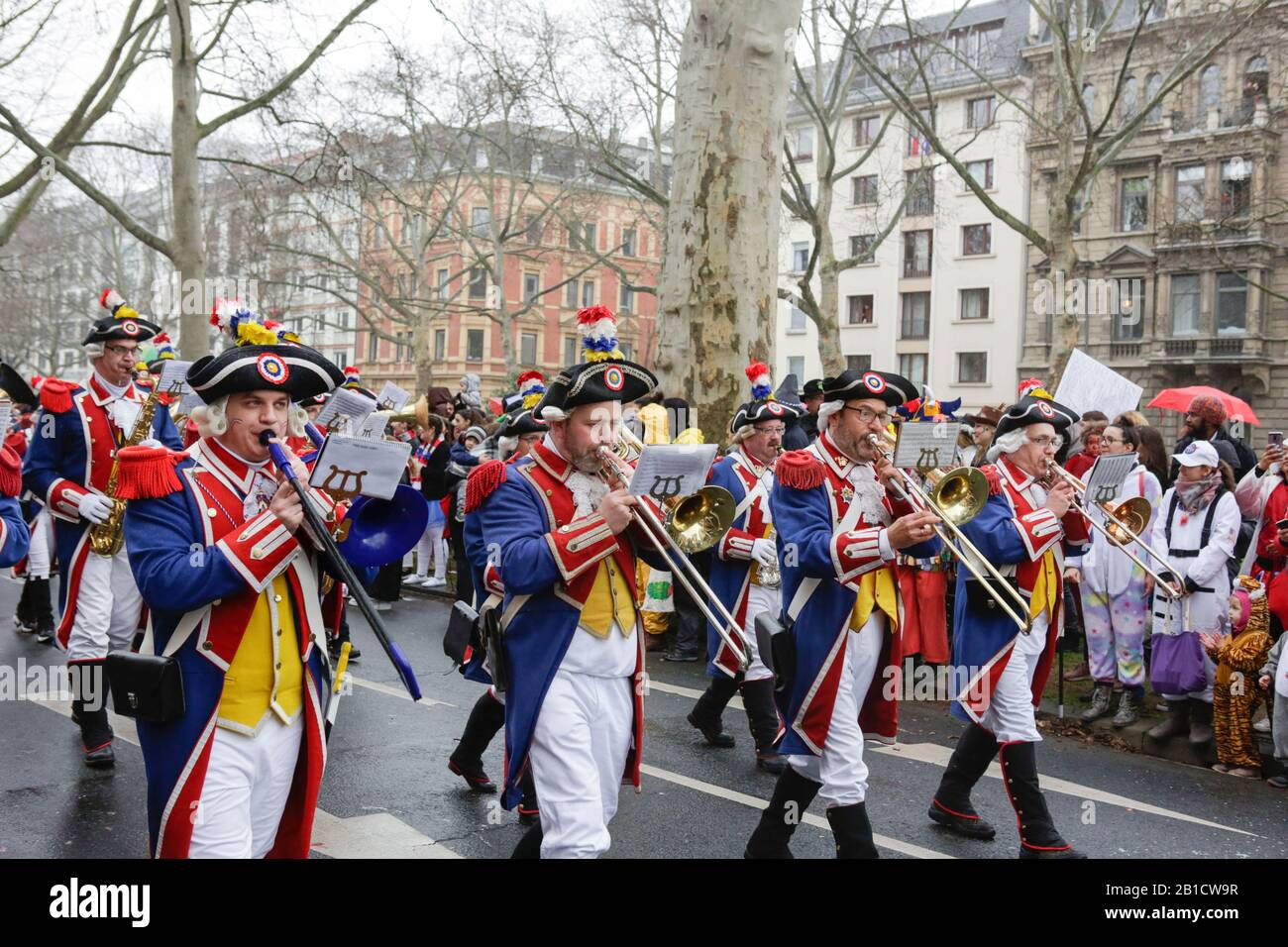 Mainz, Germany. 24th February 2020. Members of the marching band of the Mainzer Ranzengarde take part at the the Mainz Rose Monday parade. Around half a million people lined the streets of Mainz for the traditional Rose Monday Carnival Parade. The 9 km long parade with over 9,000 participants is one of the three large Rose Monday Parades in Germany. Stock Photo