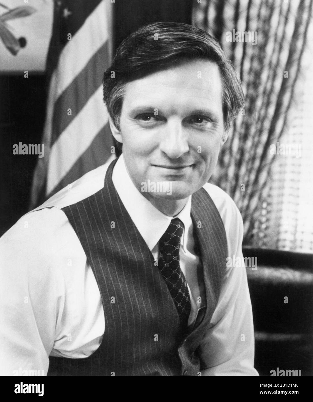 Alan Alda/Actor/Director/Screenwriter/Author 1978 vintage promo photo print  - Historic Images