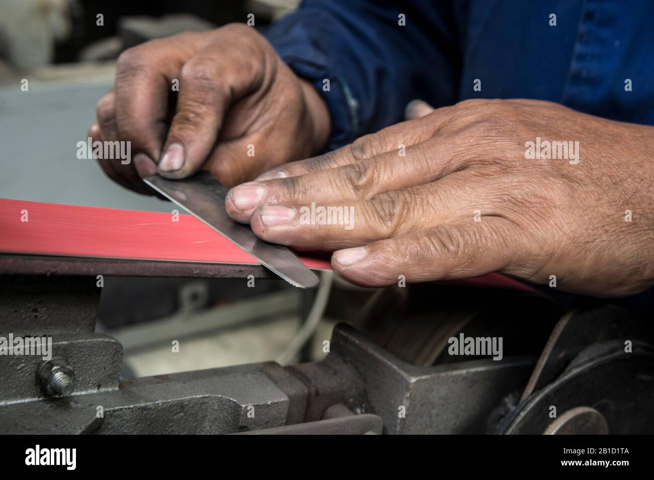 Polishing blade hires stock photography and images Alamy