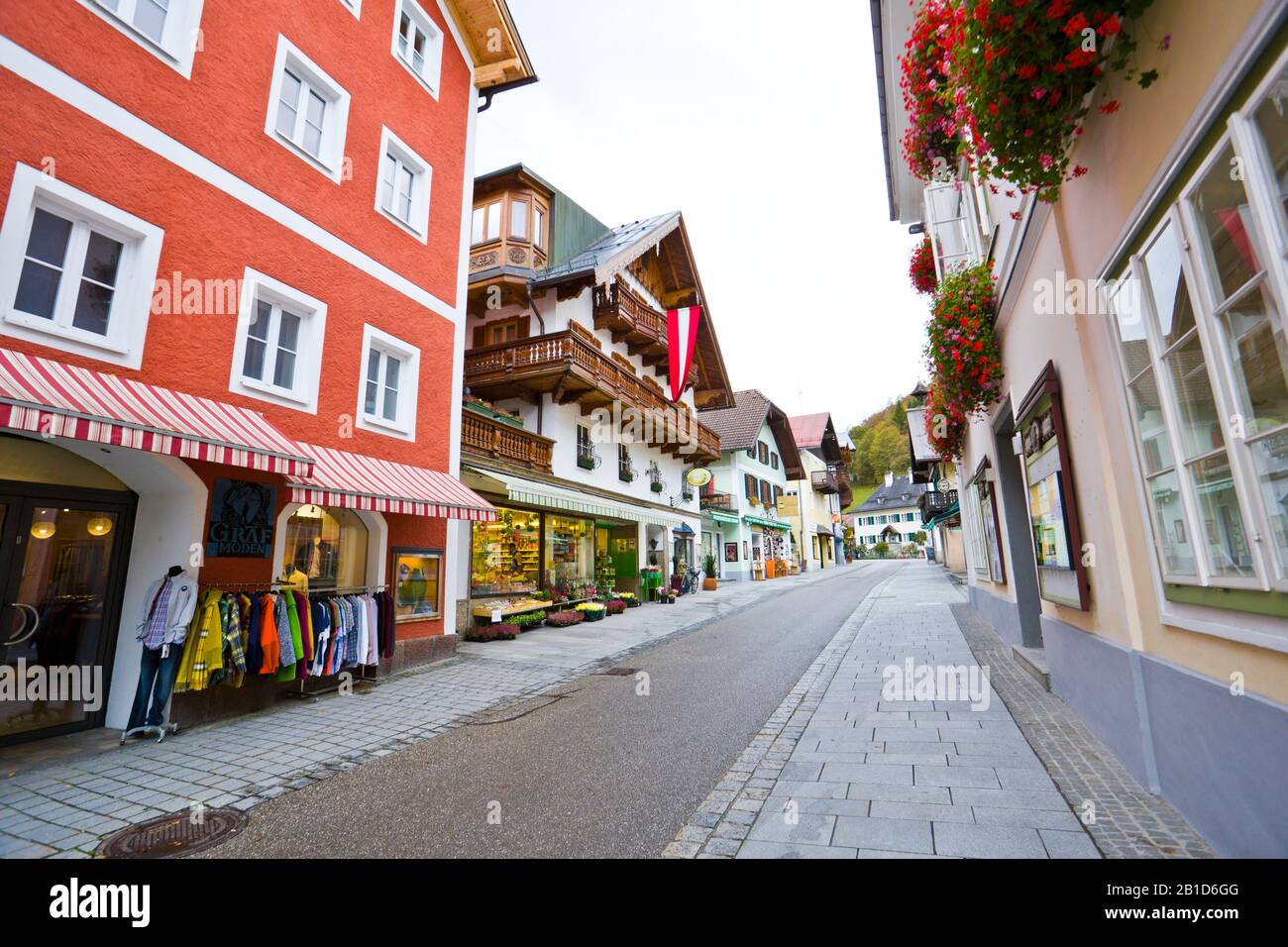 Old village of Sankt Wolfgang on the Wolfgangsee in Salzkammergut, Austria Stock Photo