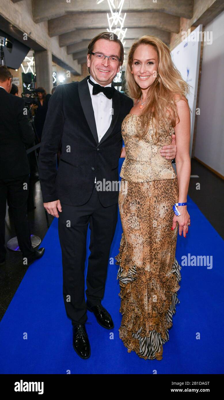 Berlin, Germany. 23rd Feb, 2020. 70th Berlinale, Cinema for Peace Gala: Claus Strunz and Daniela Oliel. The International Film Festival takes place from 20.02. to 01.03.2020. Credit: Jens Kalaene/dpa-Zentralbild/dpa/Alamy Live News Stock Photo