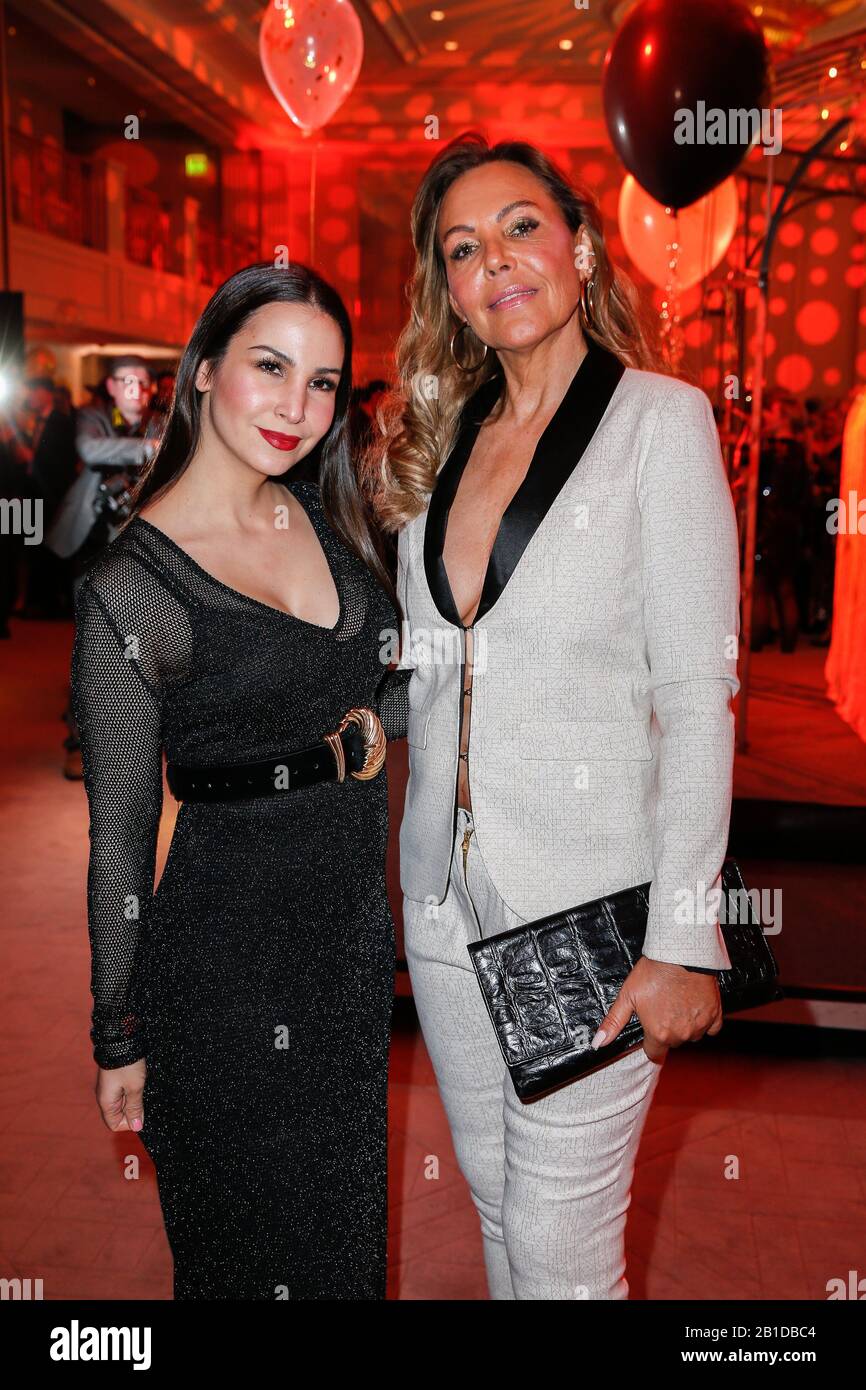 Sila sahin radlinger natascha ochsenknecht hi-res stock photography and