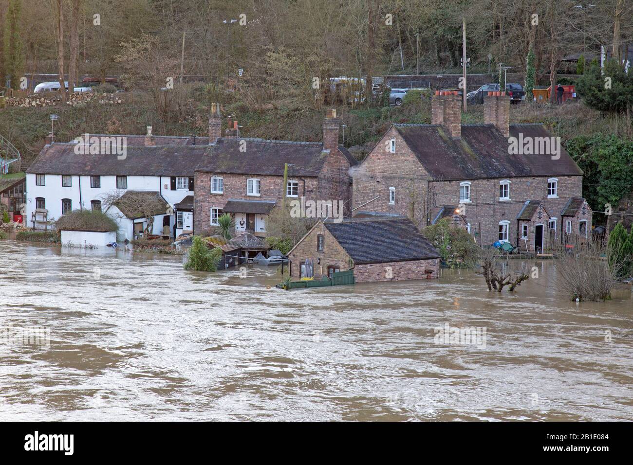 18th February 2020 The River Severn Flooding In Ironbridge Shropshire England A Temporary Flood Barrier Struggles To Hold Back The River Which Has Reached Its Highest Point For 20 Years Threatening Homes