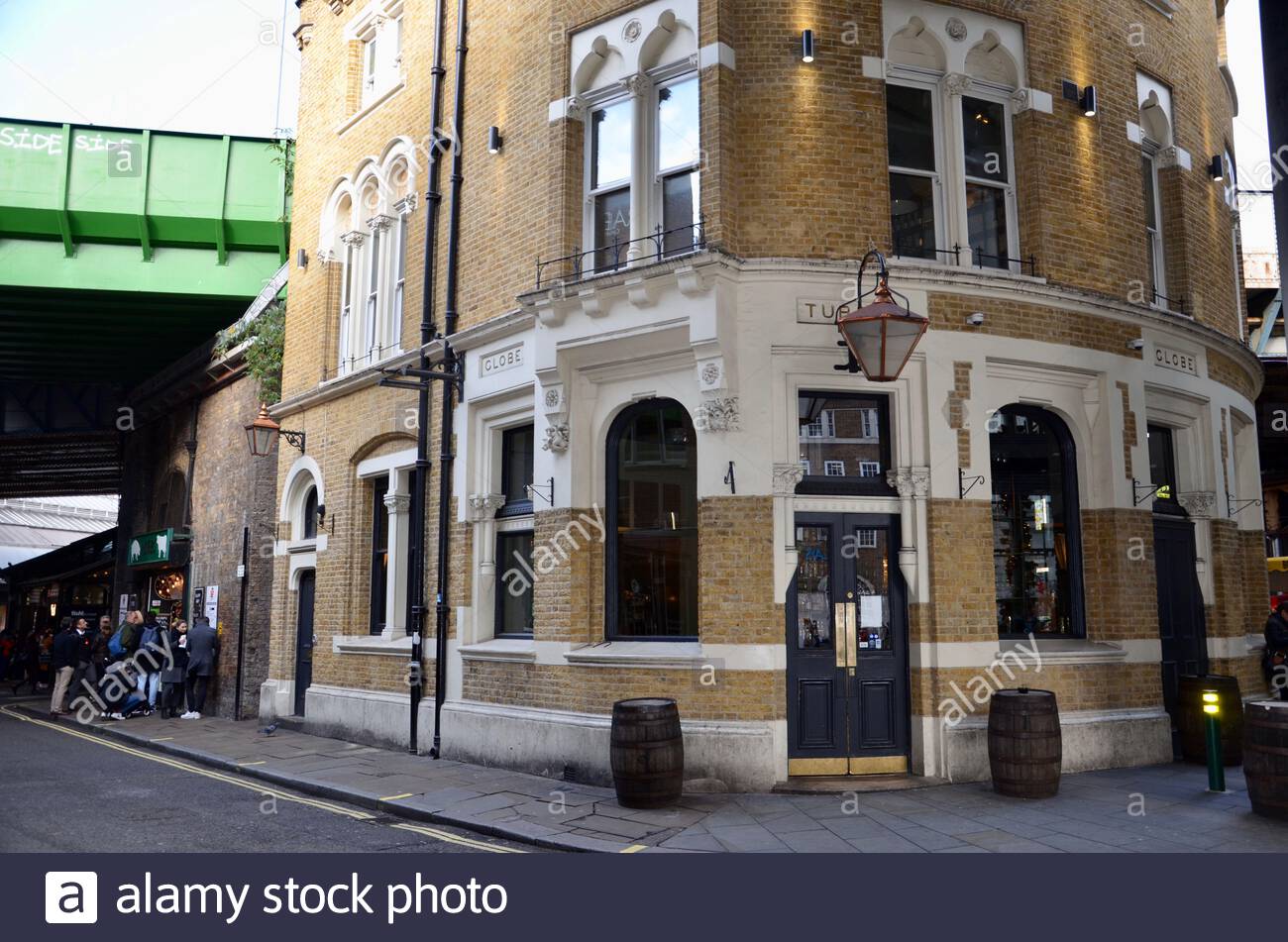 Globe House London Stock Photos & Globe House London Stock Images Alamy