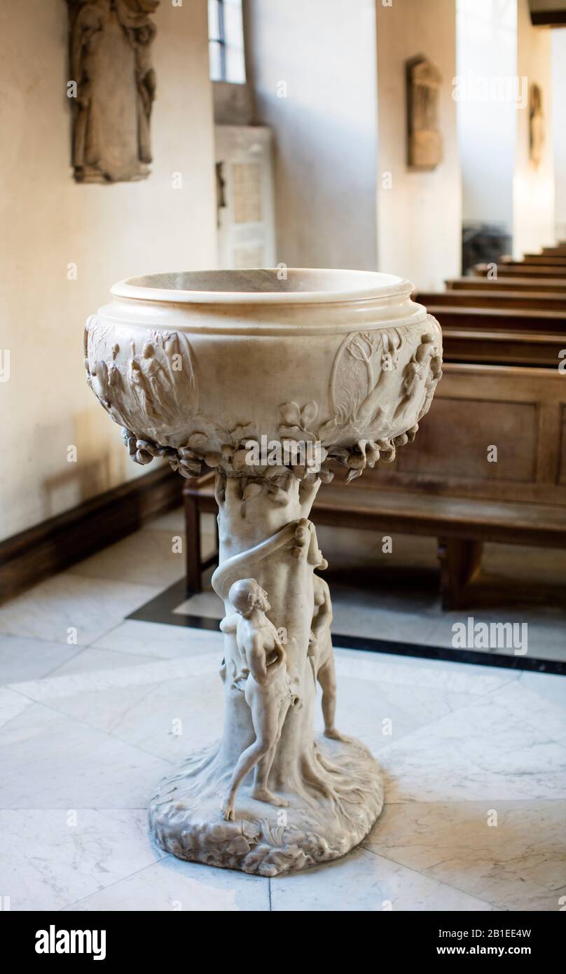 Baptismal font in St James's Church, Piccadilly, London, designed and constructed by Grinling Gibbons and where William Blake was christened. Stock Photo